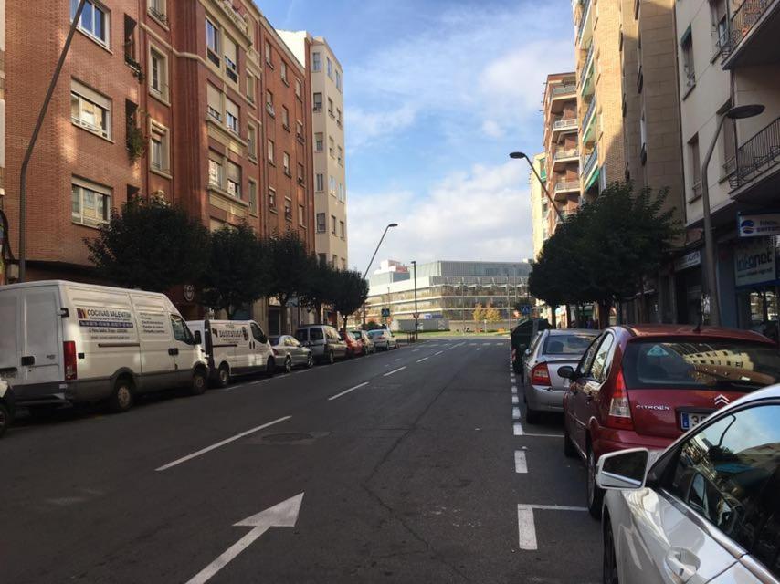 Piso Centrico Y Moderno En Logrono Vivienda De Uso Turistico Apartment Exterior foto